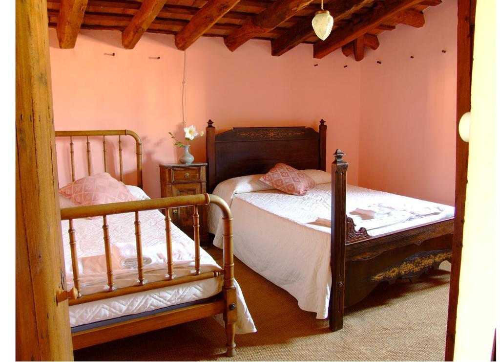 Can Ventura Sant Felíu de Pallarols Екстериор снимка